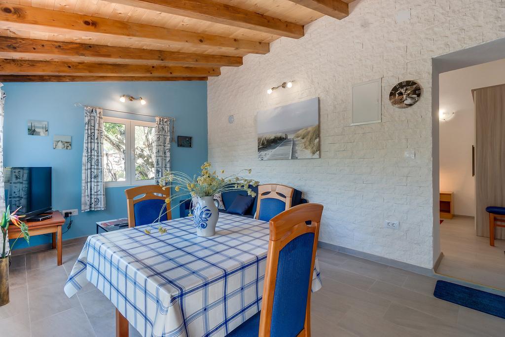 Holiday Home Nikol Veli Lošinj Buitenkant foto